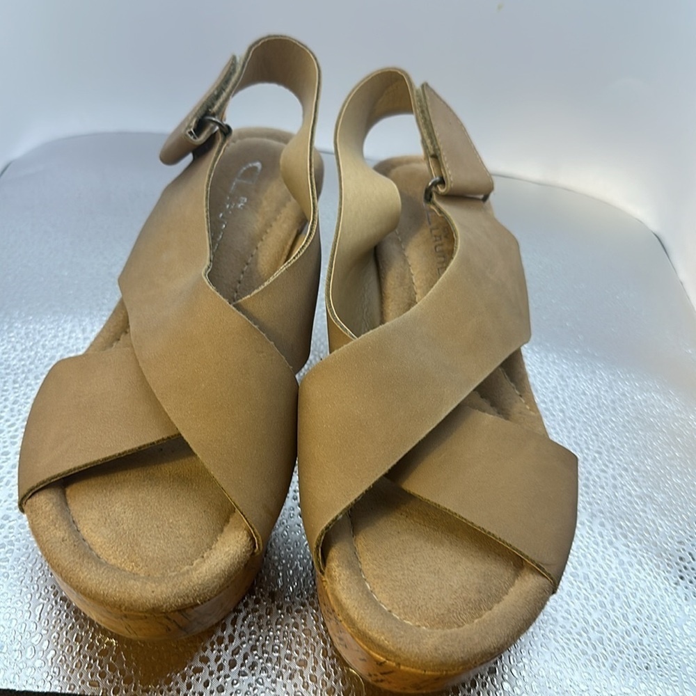 Sandals lightly use CL laundry. Size 7 medium. Wedge heel is 3 inches.​​​ - Picture 6 of 9